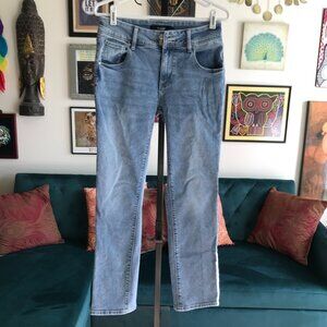 HUDSON size 4 Stretch Light Wash Denim Flap Pocket Straight Leg Jeans #HO524-01